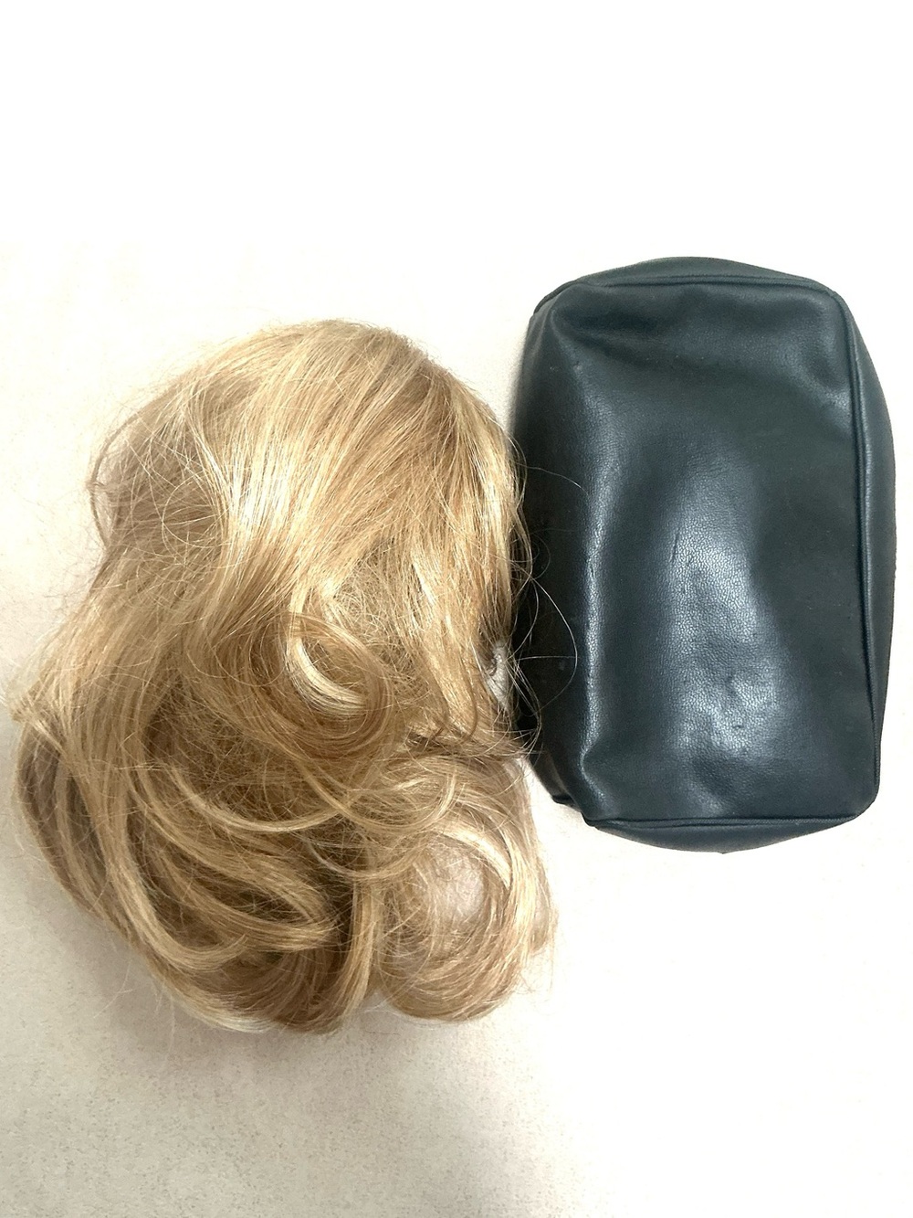 Blonde Women’s Wavy Hairpiece - Natural Blonde